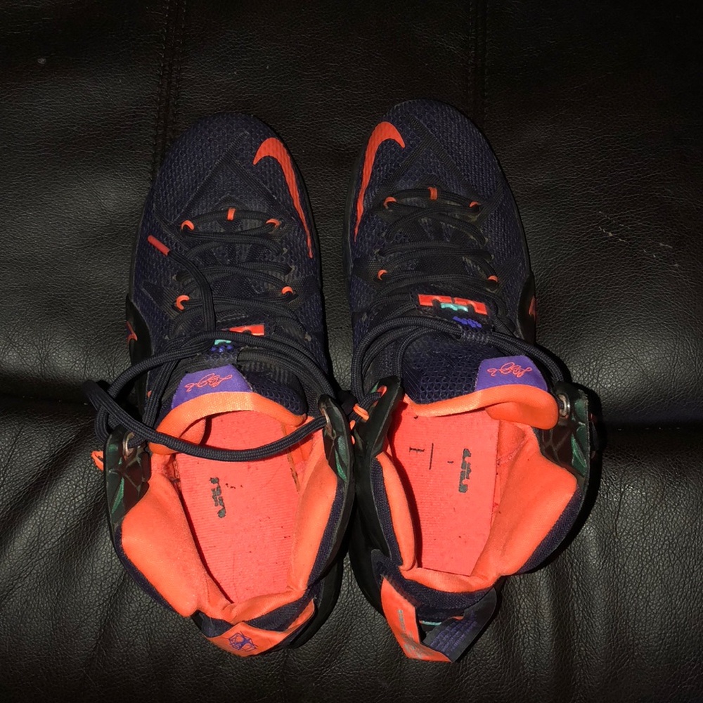 Men’s size 10.5 used lebrons